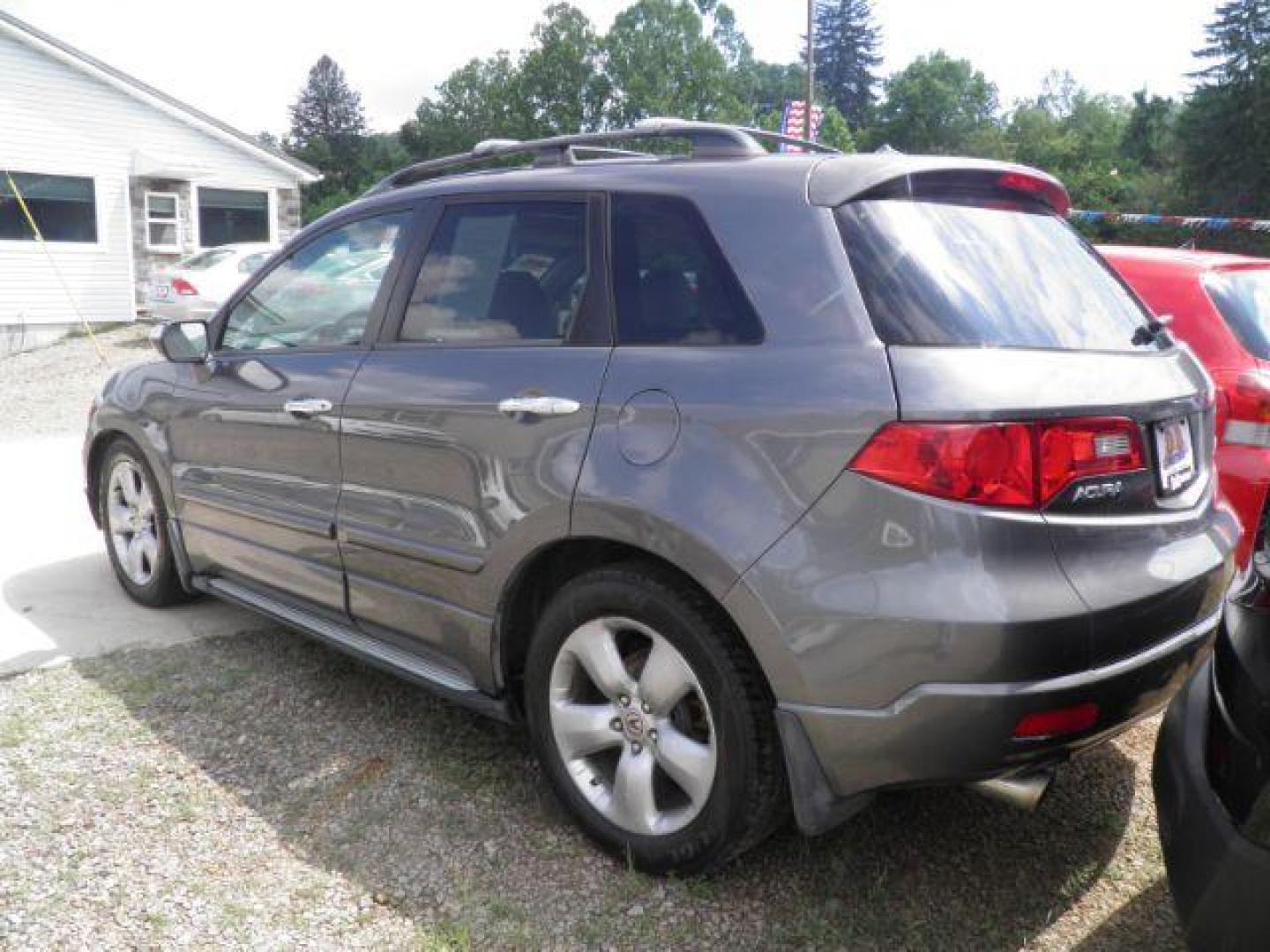 2009 Gray Acura RDX 5-Spd AT (5J8TB18239A) with an 2.3L I4 engine, AT transmission, located at 19521 New George's Creek Rd SW, Barton, MD, 21521, (301) 463-2404, 39.524323, -79.017906 - Photo#4