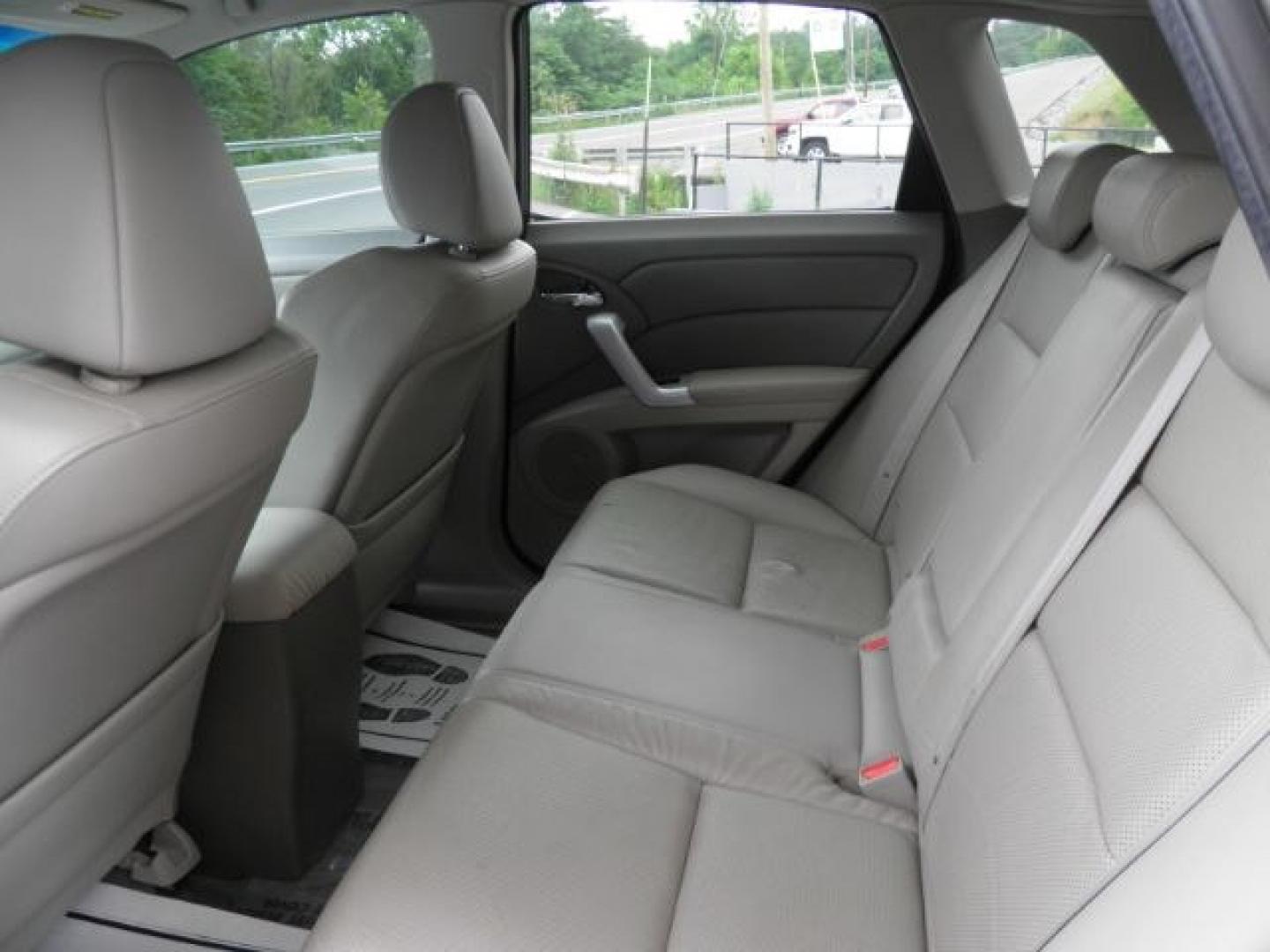 2009 SILVER Acura RDX TECH PKG (5J8TB18259A) with an 3.6L V6 engine, AT transmission, located at 15520 McMullen Hwy SW, Belair, MD, 21502, (301) 729-3700, 39.581375, -78.846451- Photo#3