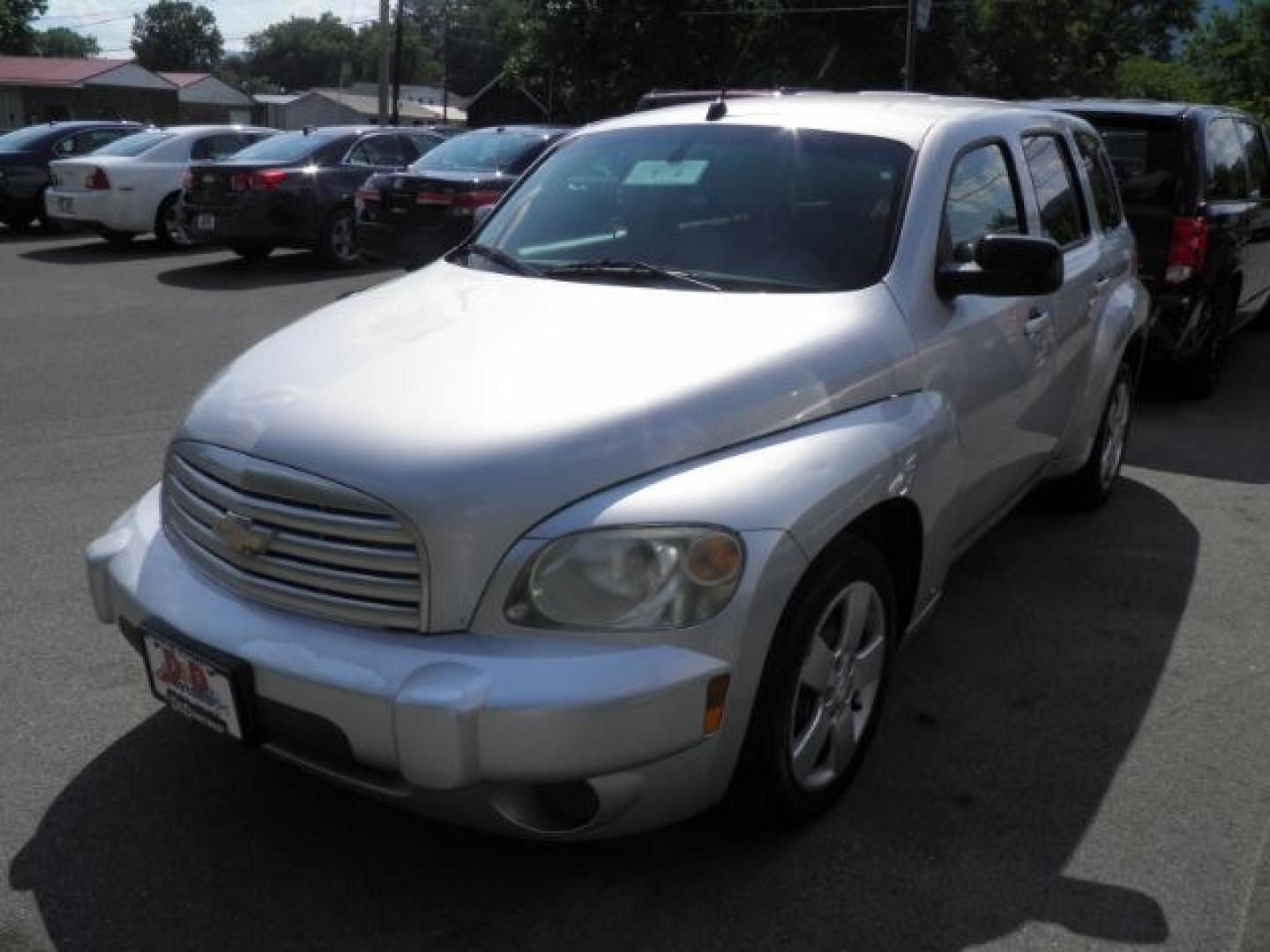 2009 GRAY Chevrolet HHR LS (3GNCA13B09S) with an 2.2L L4 engine, 4-Speed Automatic transmission, located at 15520 McMullen Hwy SW, Belair, MD, 21502, (301) 729-3700, 39.581375, -78.846451- Photo#0
