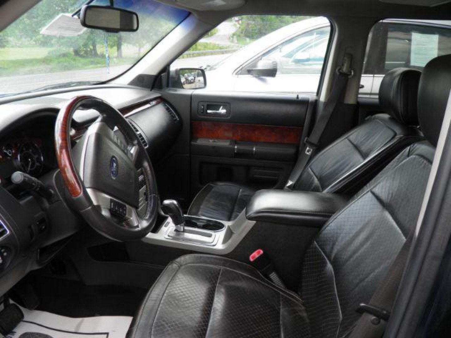 2009 BLUE Ford Flex Limited AWD (2FMEK63C69B) with an 3.5L V6 engine, AT transmission, located at 19521 New George's Creek Rd SW, Barton, MD, 21521, (301) 463-2404, 39.524323, -79.017906- Photo#1