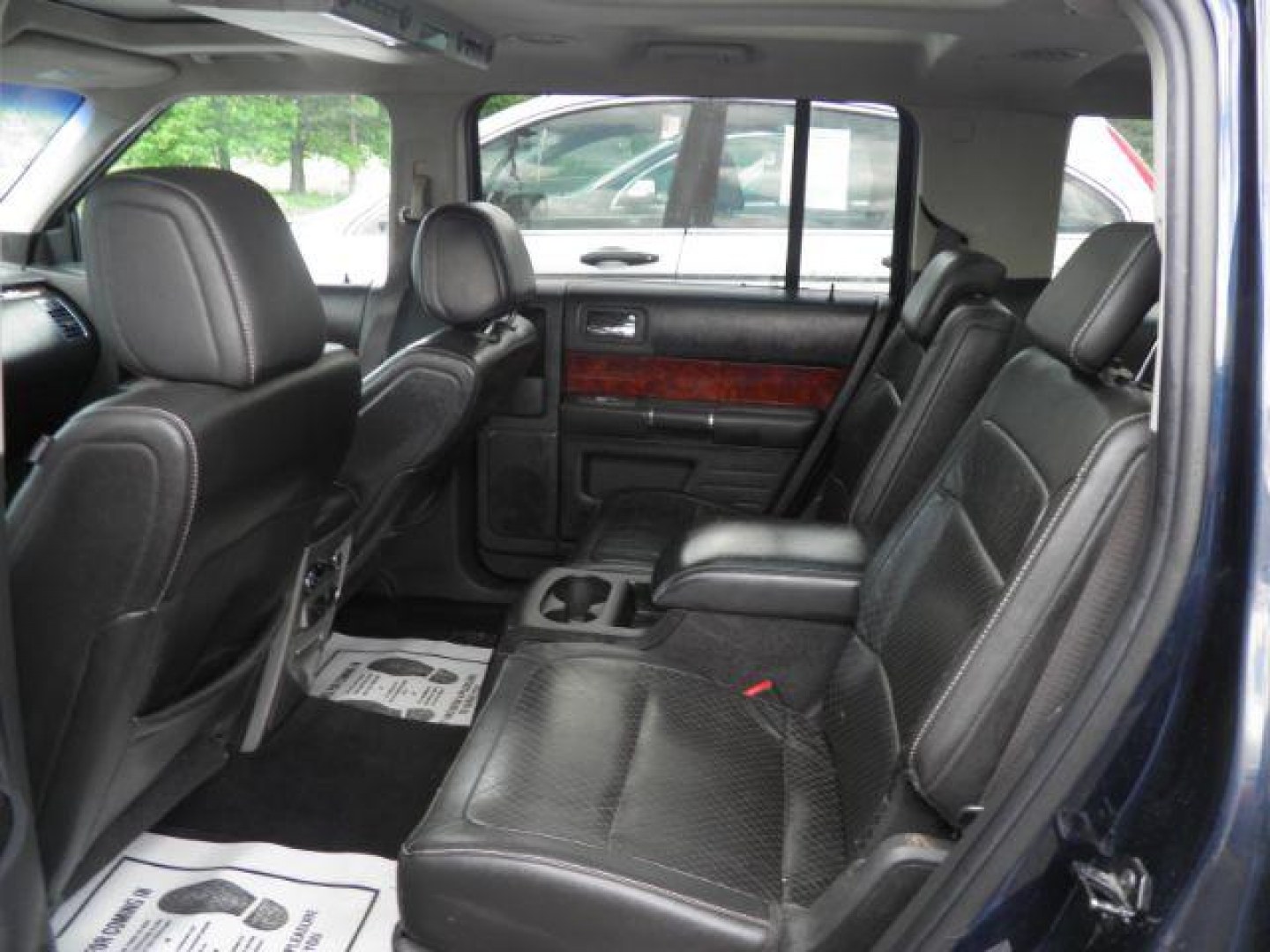 2009 BLUE Ford Flex Limited AWD (2FMEK63C69B) with an 3.5L V6 engine, AT transmission, located at 19521 New George's Creek Rd SW, Barton, MD, 21521, (301) 463-2404, 39.524323, -79.017906- Photo#3