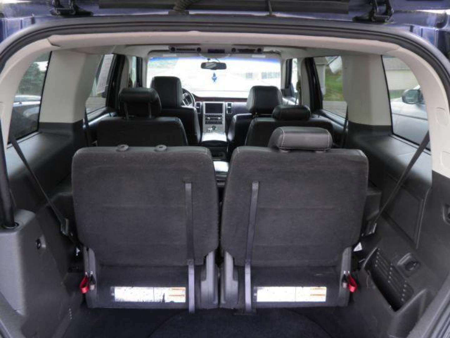 2009 BLUE Ford Flex Limited AWD (2FMEK63C69B) with an 3.5L V6 engine, AT transmission, located at 19521 New George's Creek Rd SW, Barton, MD, 21521, (301) 463-2404, 39.524323, -79.017906- Photo#5