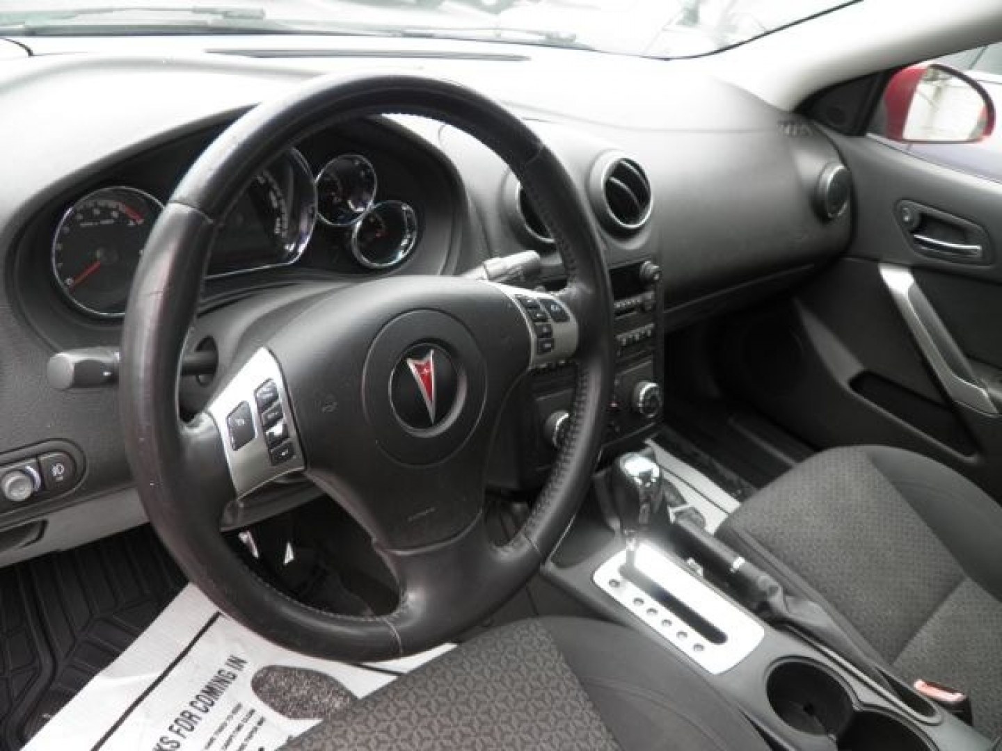 2009 RED Pontiac G6 Sedan (1G2ZJ57K794) with an 3.5L V6 OHV 12V engine, AT transmission, located at 15520 McMullen Hwy SW, Belair, MD, 21502, (301) 729-3700, 39.581375, -78.846451- Photo#2