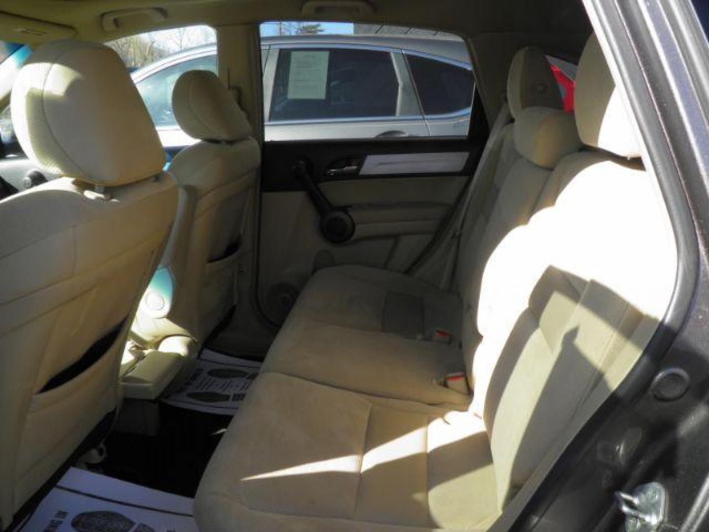 2010 GRAY Honda CR-V EX 4WD 5-Speed AT (5J6RE4H55AL) with an 2.4L L4 engine, AT transmission, located at 15520 McMullen Hwy SW, Belair, MD, 21502, (301) 729-3700, 39.581375, -78.846451 - Photo#3