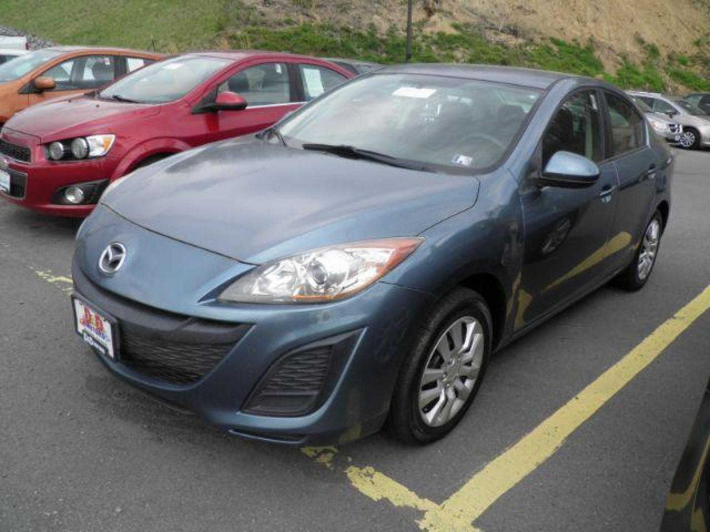 2011 BLUE MAZDA MAZDA3 i Sport 4-Door (JM1BL1UF8B1) with an 2.0L L4 engine, AT transmission, located at 15520 McMullen Hwy SW, Belair, MD, 21502, (301) 729-3700, 39.581375, -78.846451 - Photo#0
