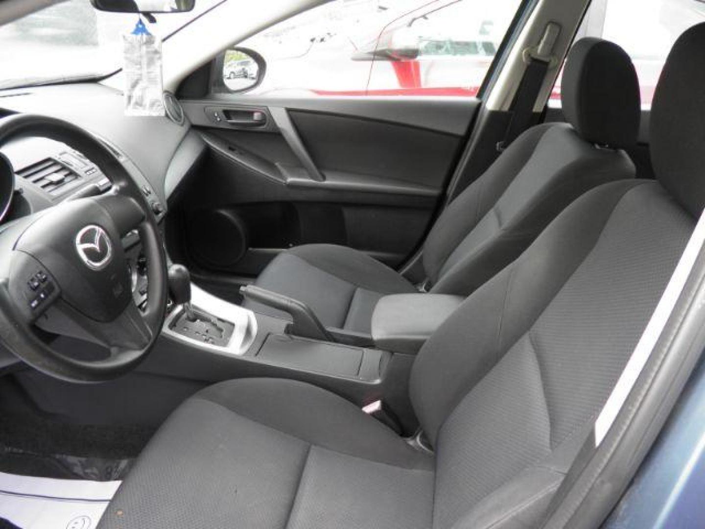 2011 BLUE MAZDA MAZDA3 i Sport 4-Door (JM1BL1UF8B1) with an 2.0L L4 engine, AT transmission, located at 15520 McMullen Hwy SW, Belair, MD, 21502, (301) 729-3700, 39.581375, -78.846451 - Photo#1
