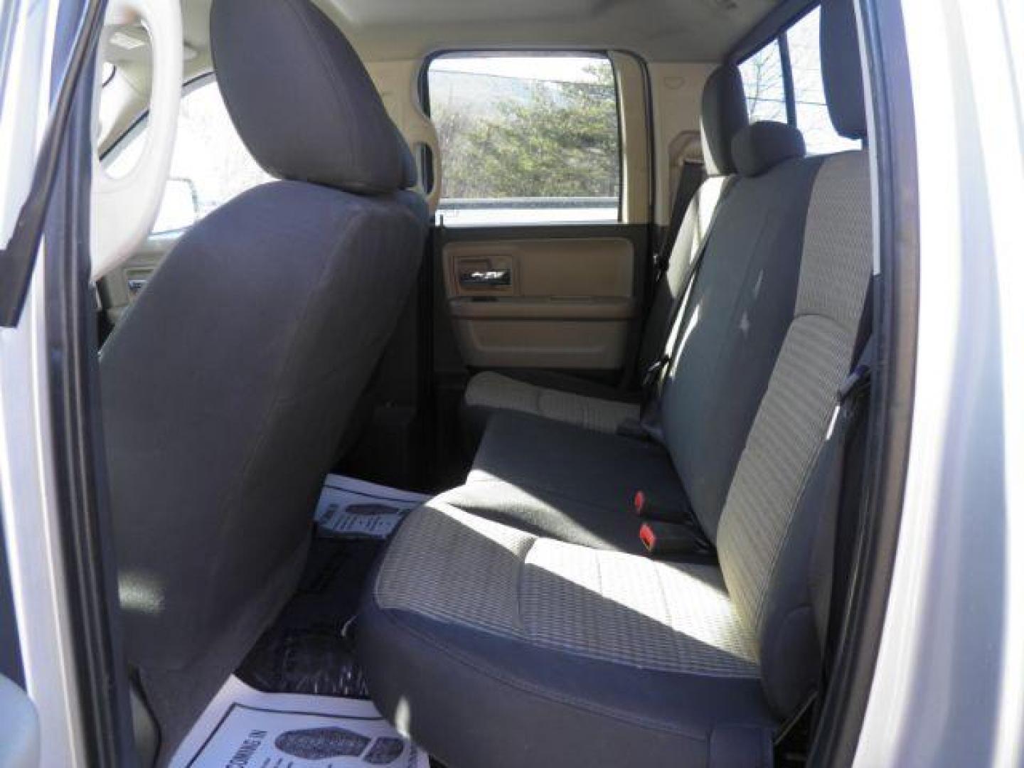 2011 SILVER RAM 1500 SLT Quad Cab 4WD (1D7RV1GP2BS) with an 4.7 V8 engine, AT transmission, located at 15520 McMullen Hwy SW, Belair, MD, 21502, (301) 729-3700, 39.581375, -78.846451 - Photo#3