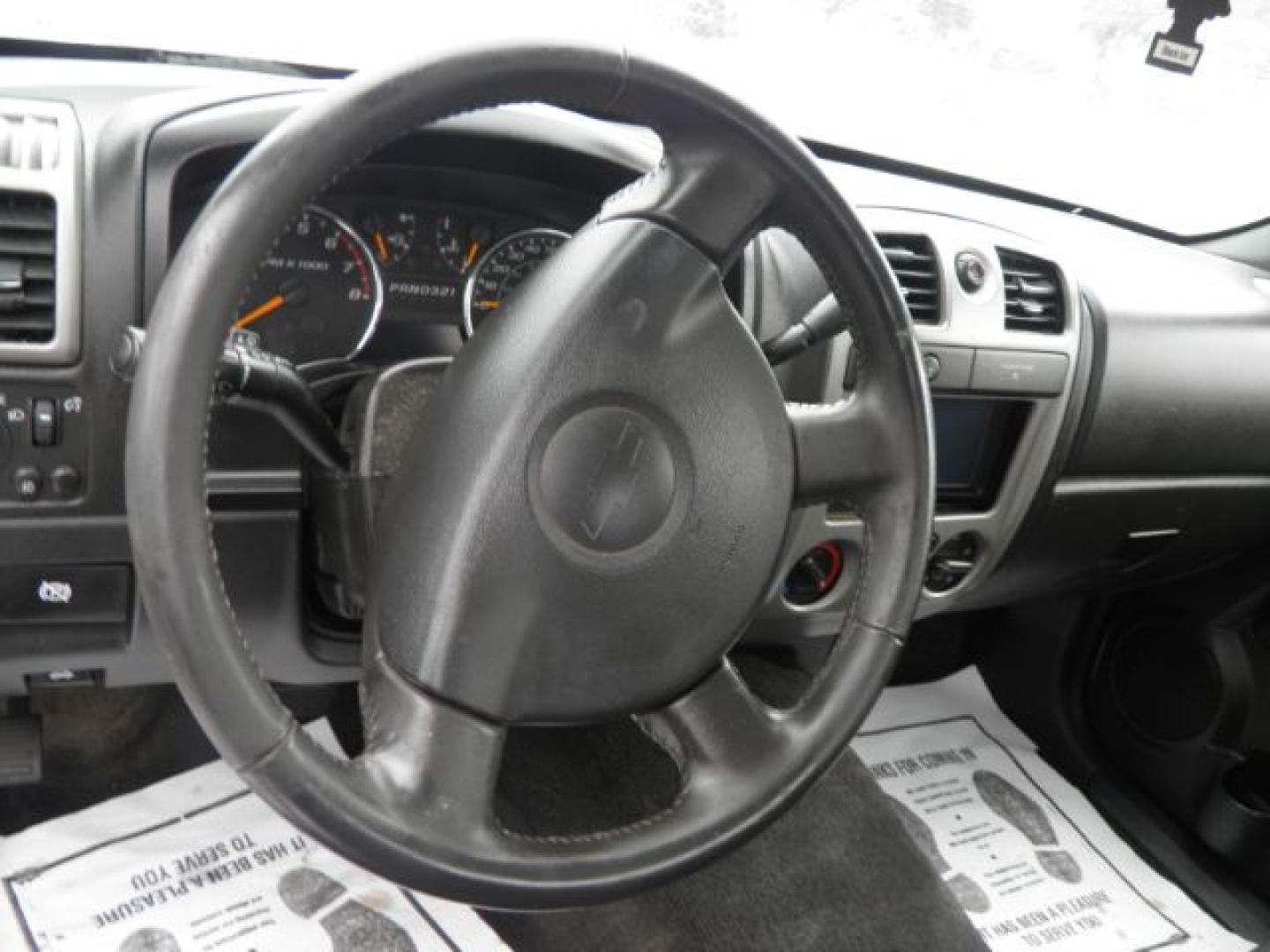 2012 White Chevrolet Colorado Work Truck 2WD (1GCCSBF92C8) with an 2.9L I4 engine, AT transmission, located at 15520 McMullen Hwy SW, Belair, MD, 21502, (301) 729-3700, 39.581375, -78.846451- Photo#2