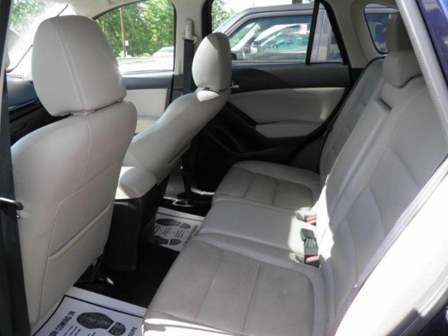 2013 BLUE Mazda CX-5 Grand Touring (JM3KE4DE2D0) with an 2.4L L4 engine, AT transmission, located at 15520 McMullen Hwy SW, Belair, MD, 21502, (301) 729-3700, 39.581375, -78.846451- Photo#3
