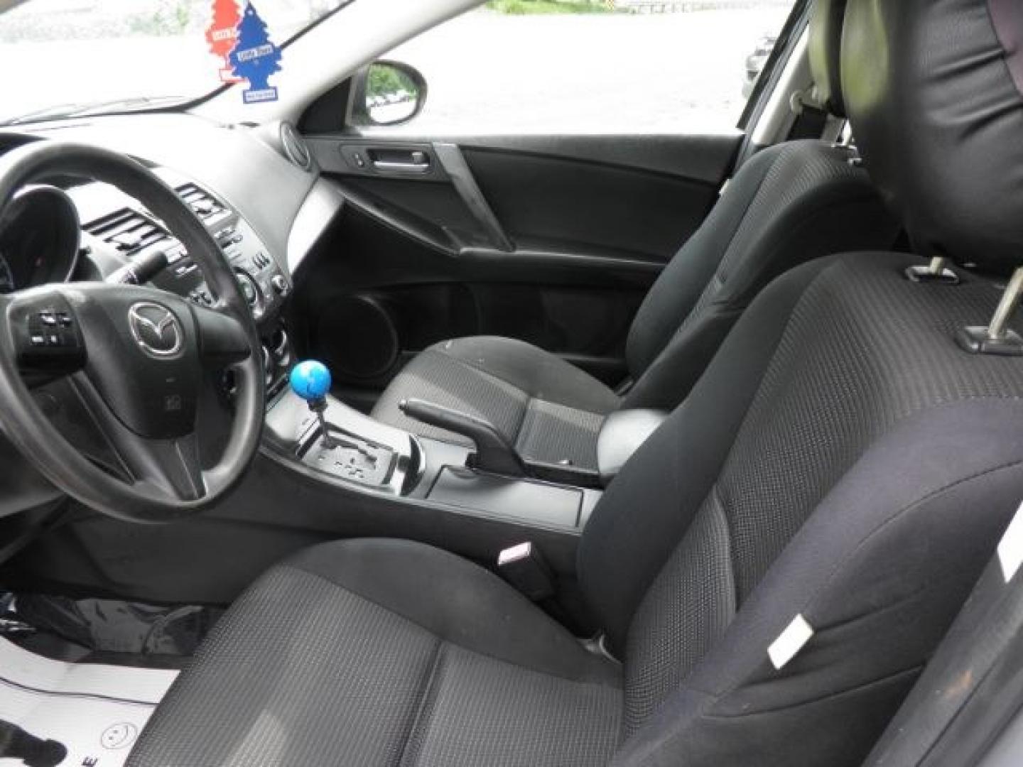 2013 SILVER Mazda MAZDA3 i SV AT 4-Door (JM1BL1TGXD1) with an 2.0L L4 DOHC 16V engine, 5-Speed Automatic transmission, located at 19521 New George's Creek Rd SW, Barton, MD, 21521, (301) 463-2404, 39.524323, -79.017906- Photo#1