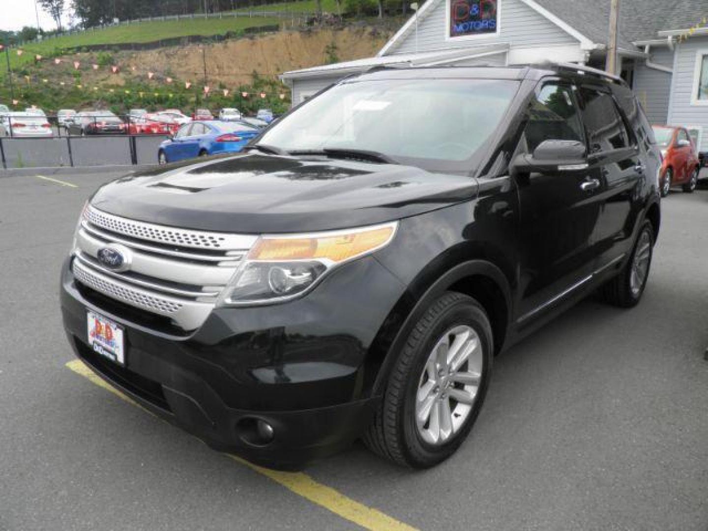 2014 Black Ford Explorer XLT (1FM5K8D81EG) with an 3.5L V6 engine, AT transmission, located at 15520 McMullen Hwy SW, Belair, MD, 21502, (301) 729-3700, 39.581375, -78.846451 - Photo#0