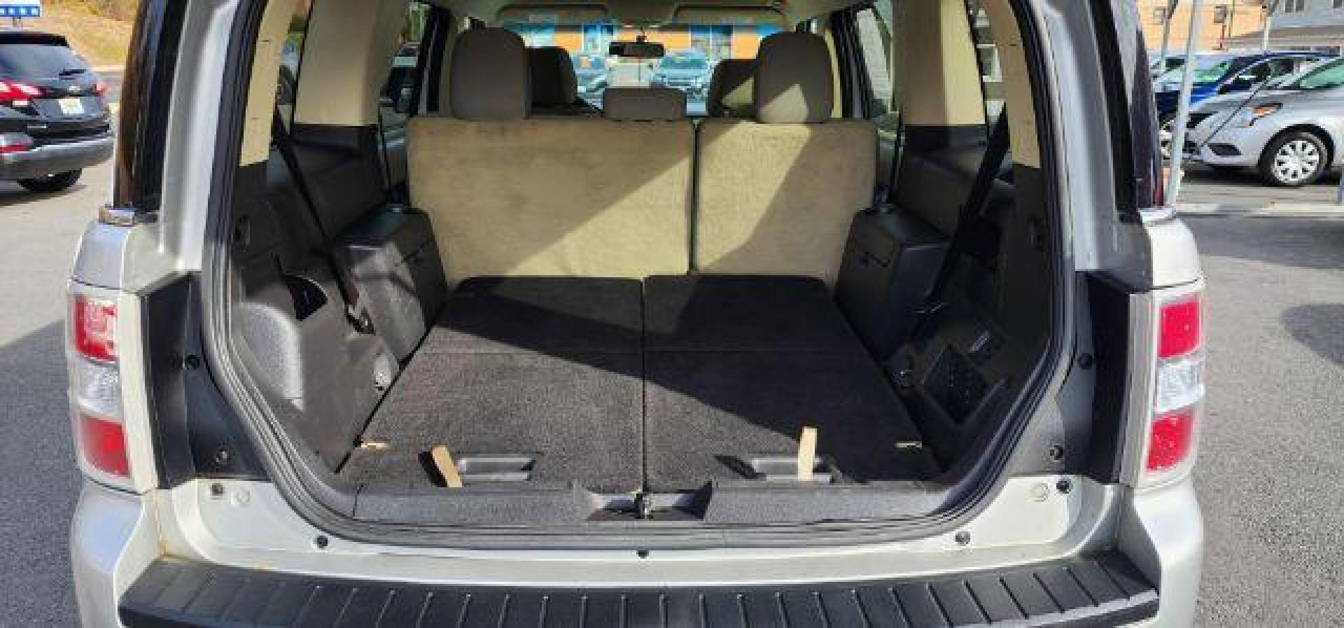 2014 SILVER /Charcoal Black Ford Flex SEL AWD (2FMHK6C84EB) with an 3.5L V6 engine, AT transmission, located at 15520 McMullen Hwy SW, Belair, MD, 21502, (301) 729-3700, 39.581375, -78.846451 - Photo#7