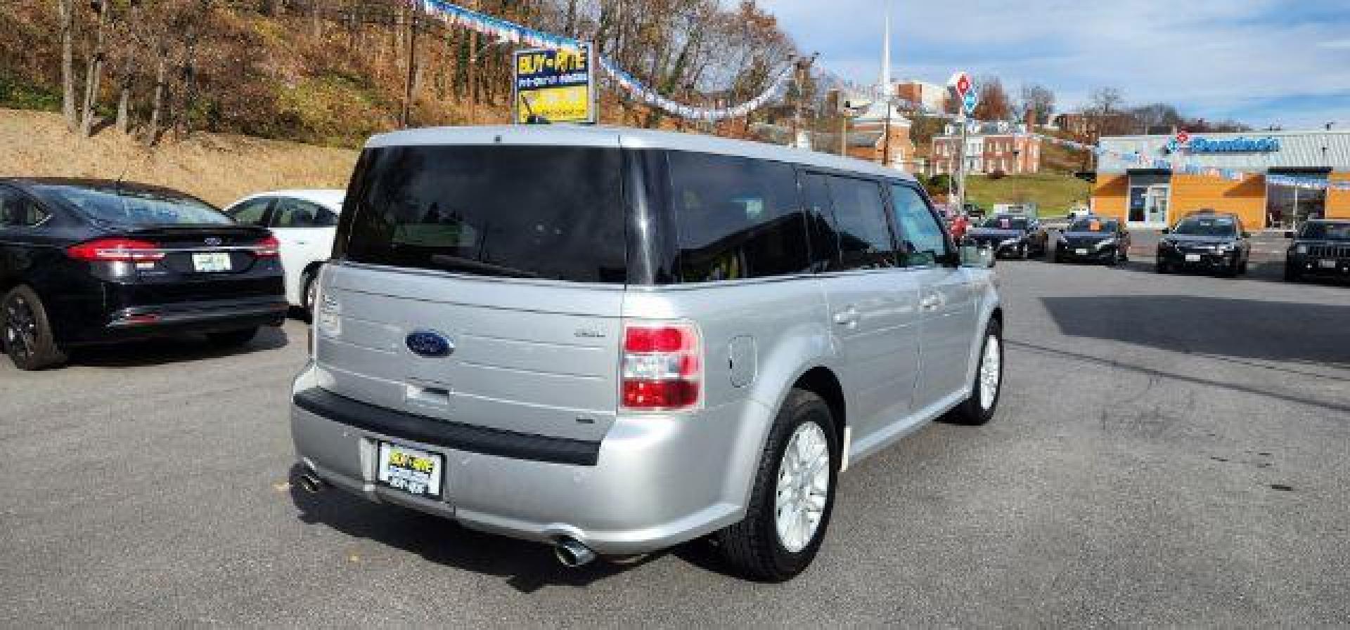2014 SILVER /Charcoal Black Ford Flex SEL AWD (2FMHK6C84EB) with an 3.5L V6 engine, AT transmission, located at 15520 McMullen Hwy SW, Belair, MD, 21502, (301) 729-3700, 39.581375, -78.846451 - Photo#8