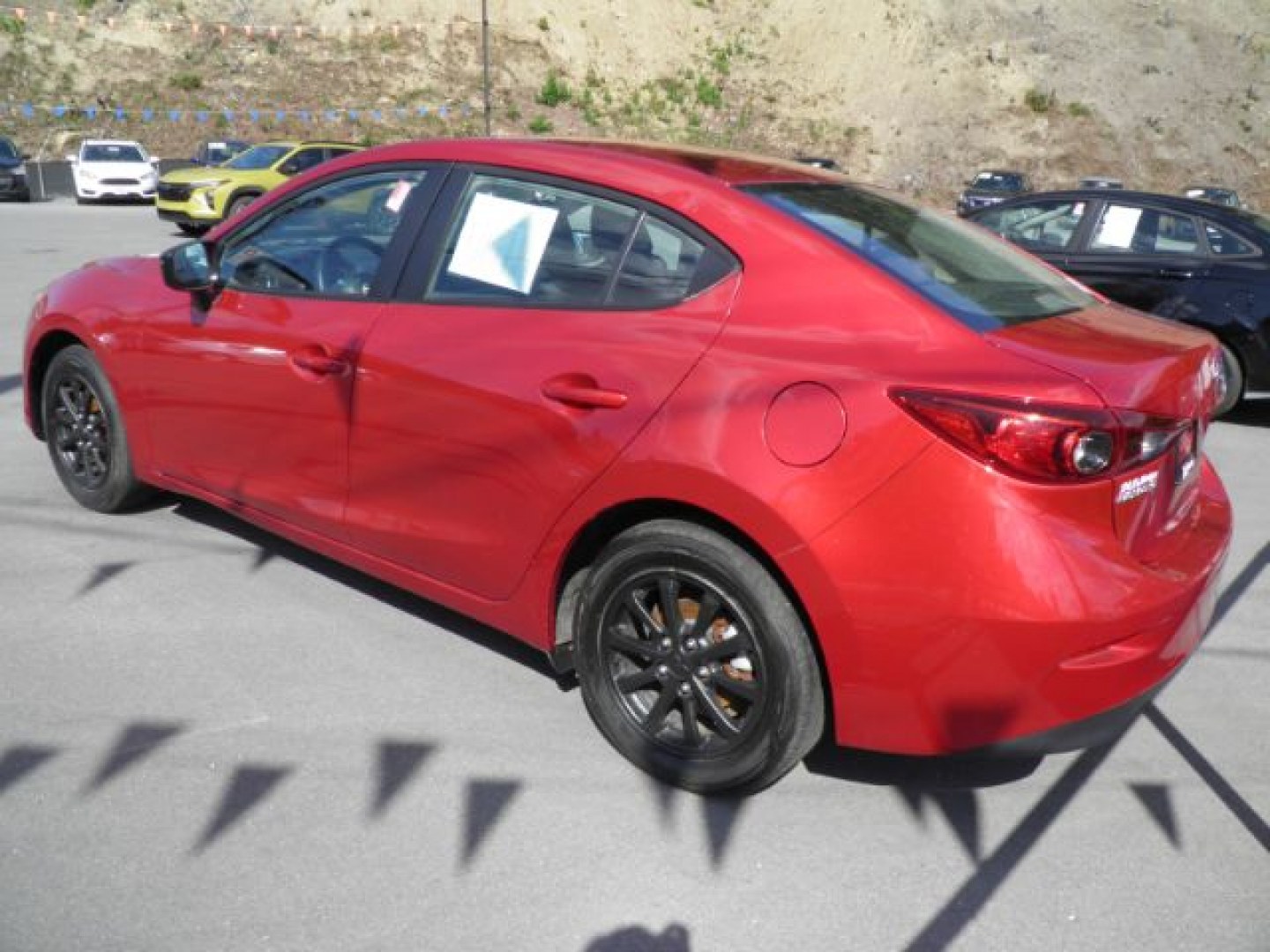 2014 RED Mazda 3 i SV (JM1BM1T79E1) with an 2.0l L4 engine, 6sp transmission, located at 19521 New George's Creek Rd SW, Barton, MD, 21521, (301) 463-2404, 39.524323, -79.017906- Photo#4