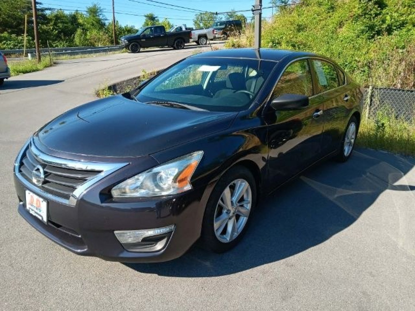 2014 GRAY NISSAN ALTIMA 2.5 S (1N4AL3AP9EC) with an 2.5 L4 engine, AT transmission, located at 15520 McMullen Hwy SW, Belair, MD, 21502, (301) 729-3700, 39.581375, -78.846451- Photo#0