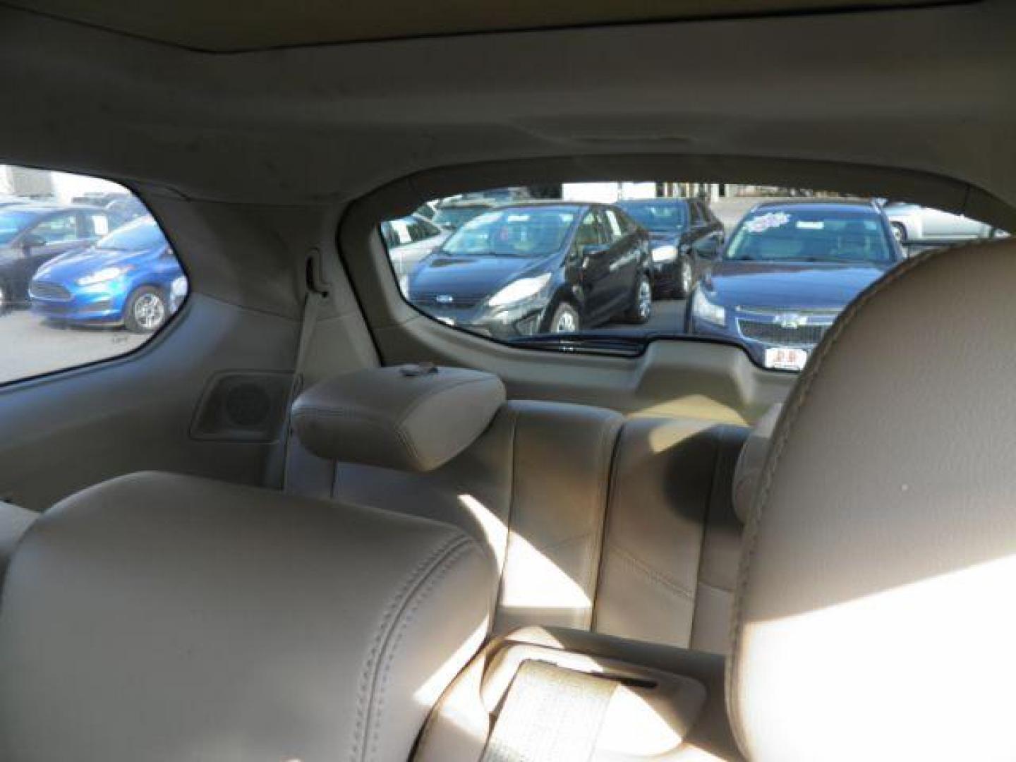 2014 Blue Nissan Pathfinder Platinum 4WD (5N1AR2MM6EC) with an 3.5L V6 engine, AT transmission, located at 15520 McMullen Hwy SW, Belair, MD, 21502, (301) 729-3700, 39.581375, -78.846451 - Photo#4