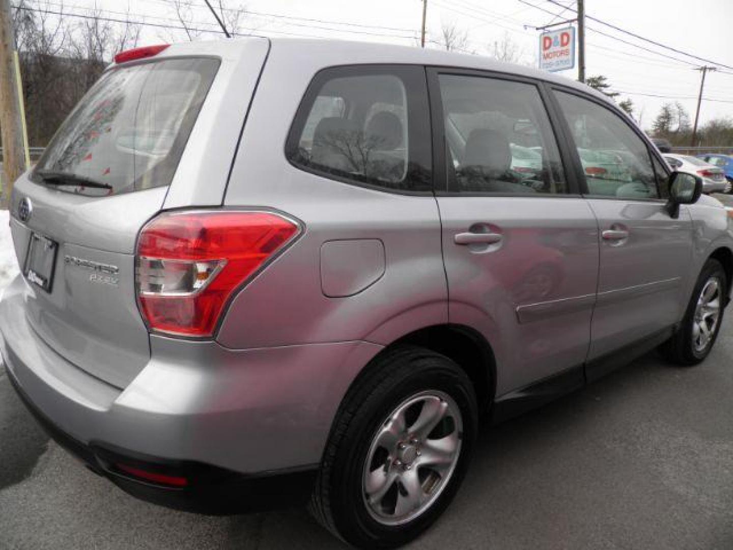 2014 Silver Subaru Forester 2.5i (JF2SJAAC4EG) with an 2.5L H4 engine, MAN transmission, located at 15520 McMullen Hwy SW, Belair, MD, 21502, (301) 729-3700, 39.581375, -78.846451 - Photo#5