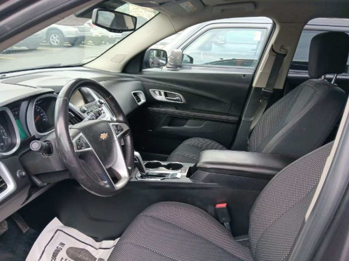 2015 GRAY Chevrolet EQUINOX 1LT AWD (2GNFLFE38F6) with an 3.6L V6 engine, AT transmission, located at 15520 McMullen Hwy SW, Belair, MD, 21502, (301) 729-3700, 39.581375, -78.846451- Photo#1