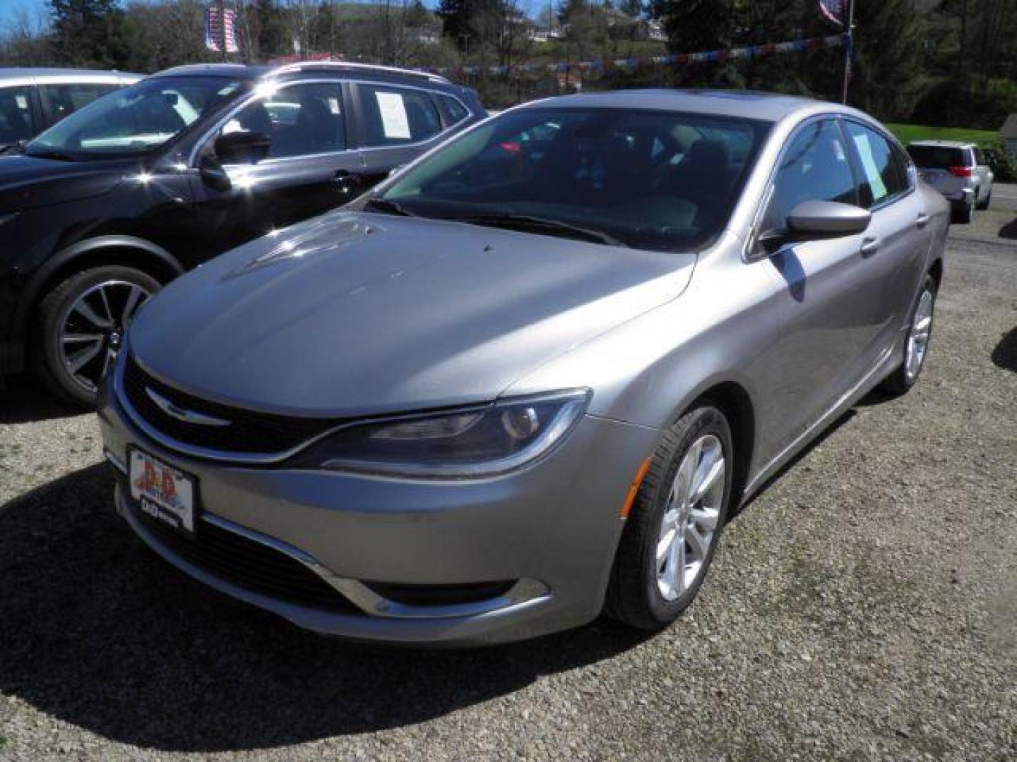 2015 GRAY Chrysler 200 Limited (1C3CCCAB0FN) with an 2.4L L4 engine, AT transmission, located at 19521 New George's Creek Rd SW, Barton, MD, 21521, (301) 463-2404, 39.524323, -79.017906- Photo#0