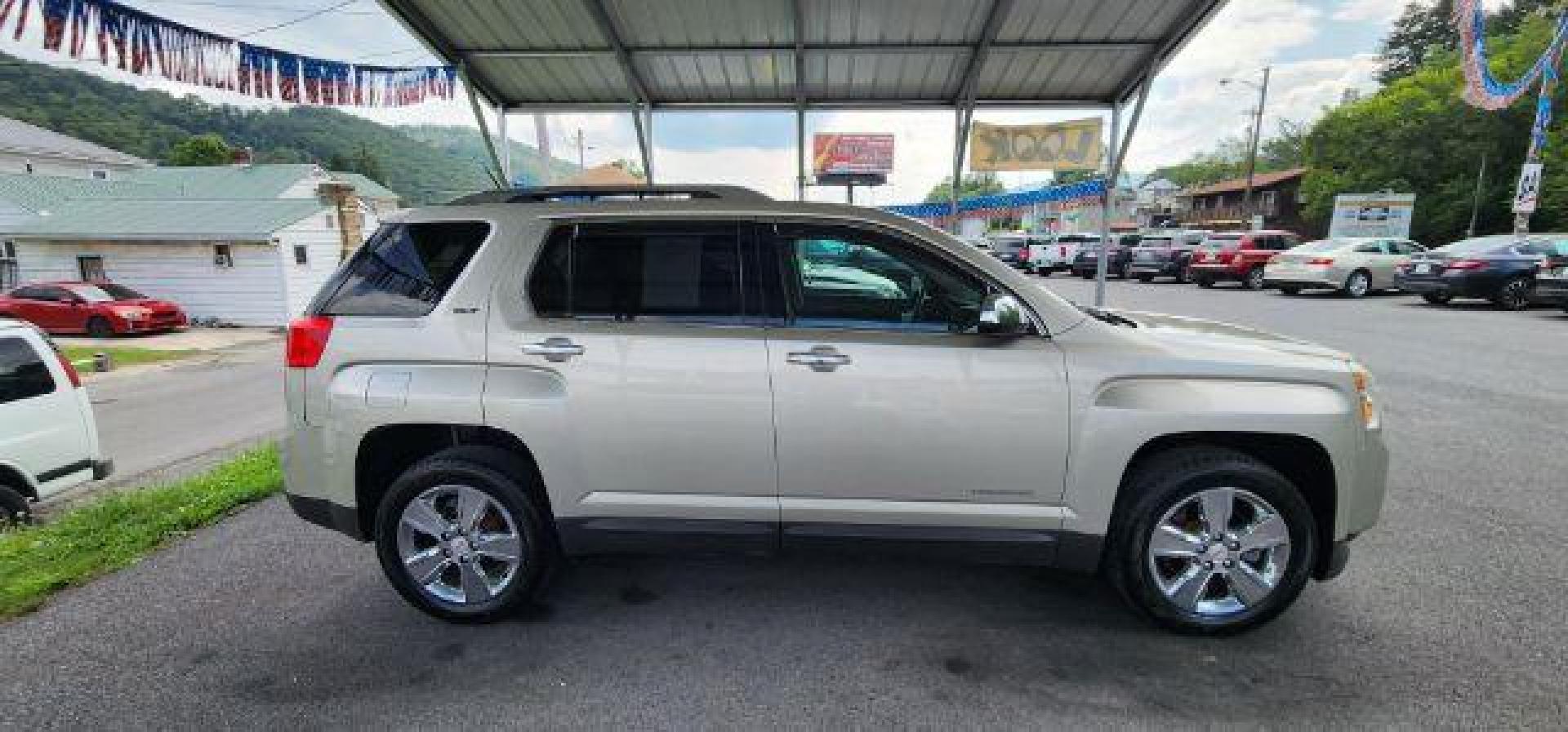 2015 Tan /Jet Black GMC Terrain SLT-2 (2GKFLYE35F6) with an 3.6L V6 engine, AT transmission, located at 19521 New George's Creek Rd SW, Barton, MD, 21521, (301) 463-2404, 39.524323, -79.017906 - Photo#12