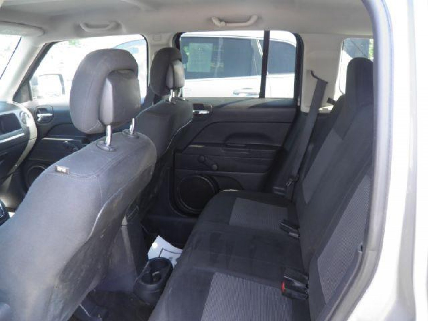 2015 Gray Jeep Patriot Sport (1C4NJPBA2FD) with an 2.4L I4 engine, 5SP transmission, located at 19521 New George's Creek Rd SW, Barton, MD, 21521, (301) 463-2404, 39.524323, -79.017906- Photo#3