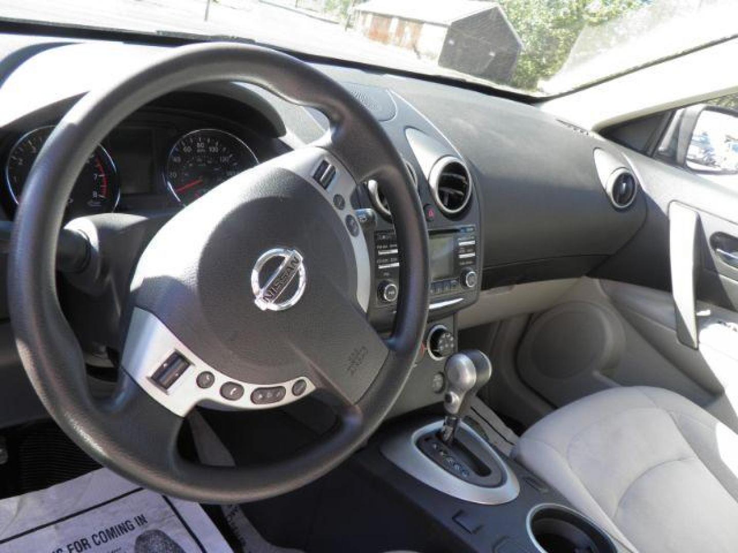 2015 Black Nissan Rogue S AWD (JN8AS5MV1FW) with an 2.5L I4 engine, AT transmission, located at 15520 McMullen Hwy SW, Belair, MD, 21502, (301) 729-3700, 39.581375, -78.846451 - Photo#2