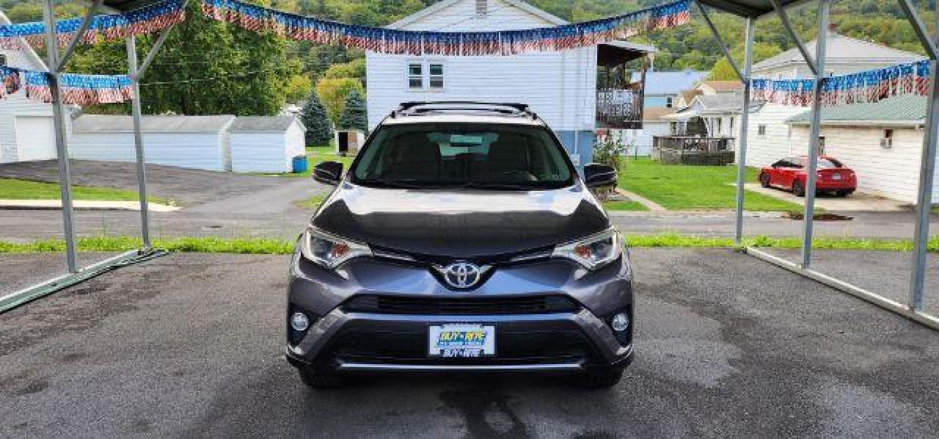2016 Gray /Black, cloth Toyota RAV4 XLE AWD (JTMRFREV2GJ) with an 2.5L L4 engine, AT transmission, located at 15520 McMullen Hwy SW, Belair, MD, 21502, (301) 729-3700, 39.581375, -78.846451 - Photo#1