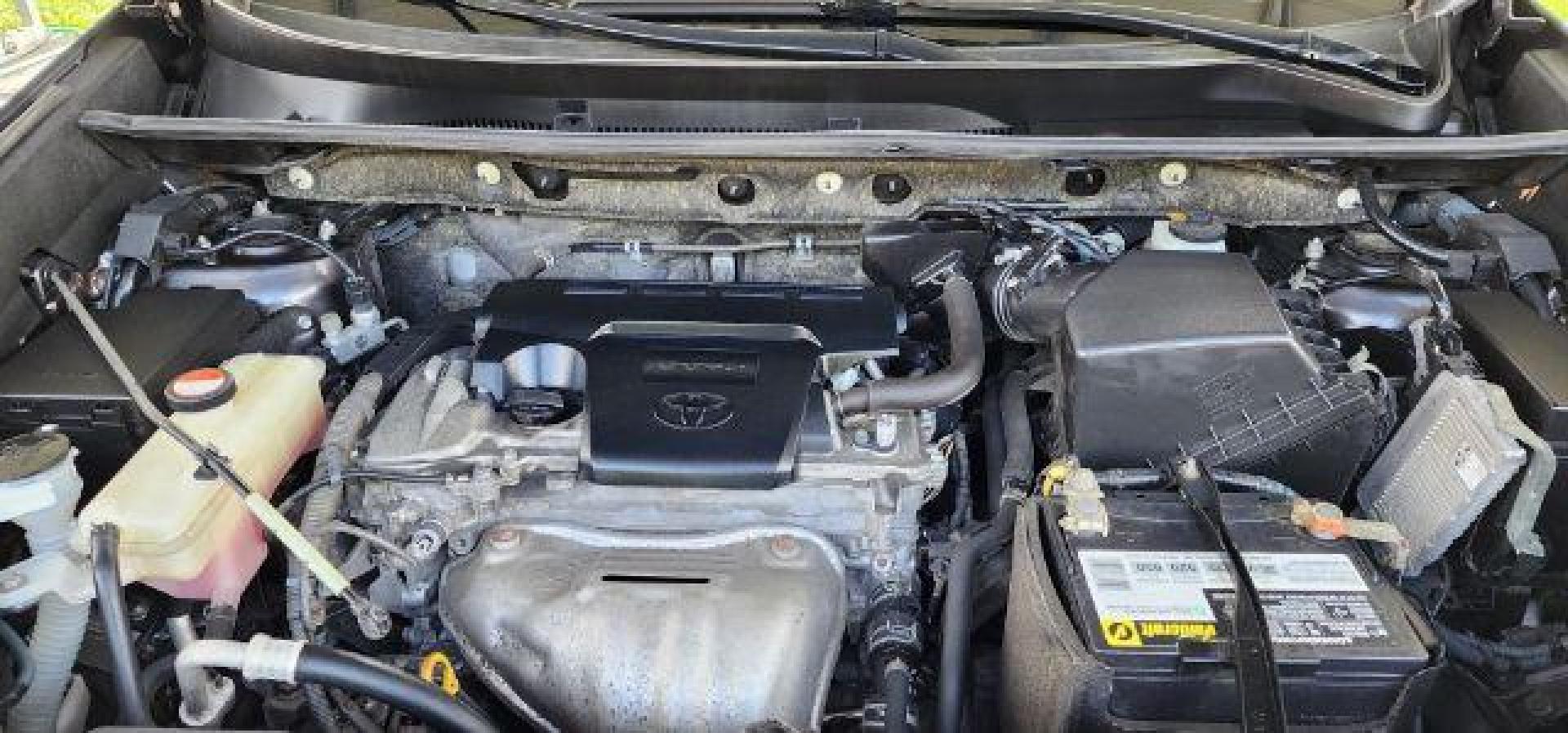 2016 Gray /Black, cloth Toyota RAV4 XLE AWD (JTMRFREV2GJ) with an 2.5L L4 engine, AT transmission, located at 15520 McMullen Hwy SW, Belair, MD, 21502, (301) 729-3700, 39.581375, -78.846451 - Photo#15