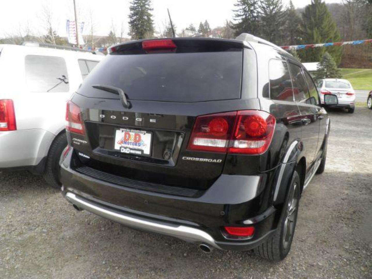 2017 BLACK Dodge Journey Crossroad Plus AWD (3C4PDDGGXHT) with an 3.6L V6 engine, AT transmission, located at 19521 New George's Creek Rd SW, Barton, MD, 21521, (301) 463-2404, 39.524323, -79.017906 - Photo#5