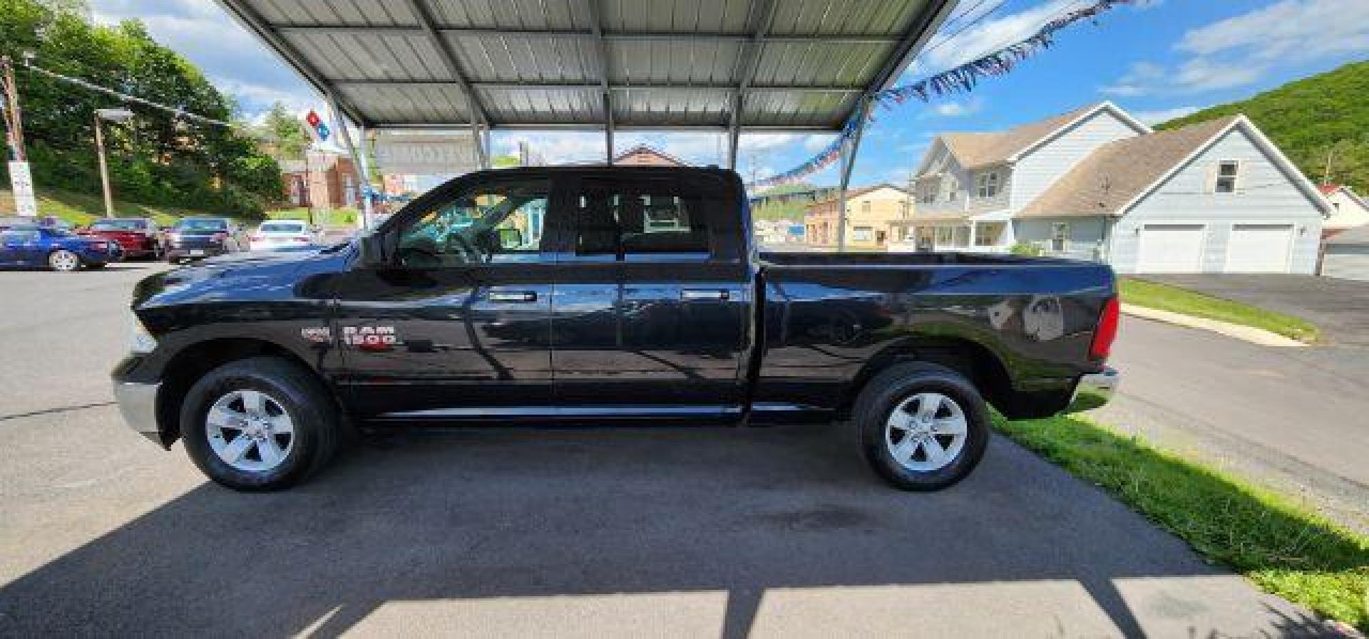 2017 BLACK /Black/Diesel Gray, cloth RAM 1500 SLT Crew Cab LWB 4WD (1C6RR7TT5HS) with an 5.7 V8 engine, AT transmission, located at 15520 McMullen Hwy SW, Belair, MD, 21502, (301) 729-3700, 39.581375, -78.846451 - Photo#3