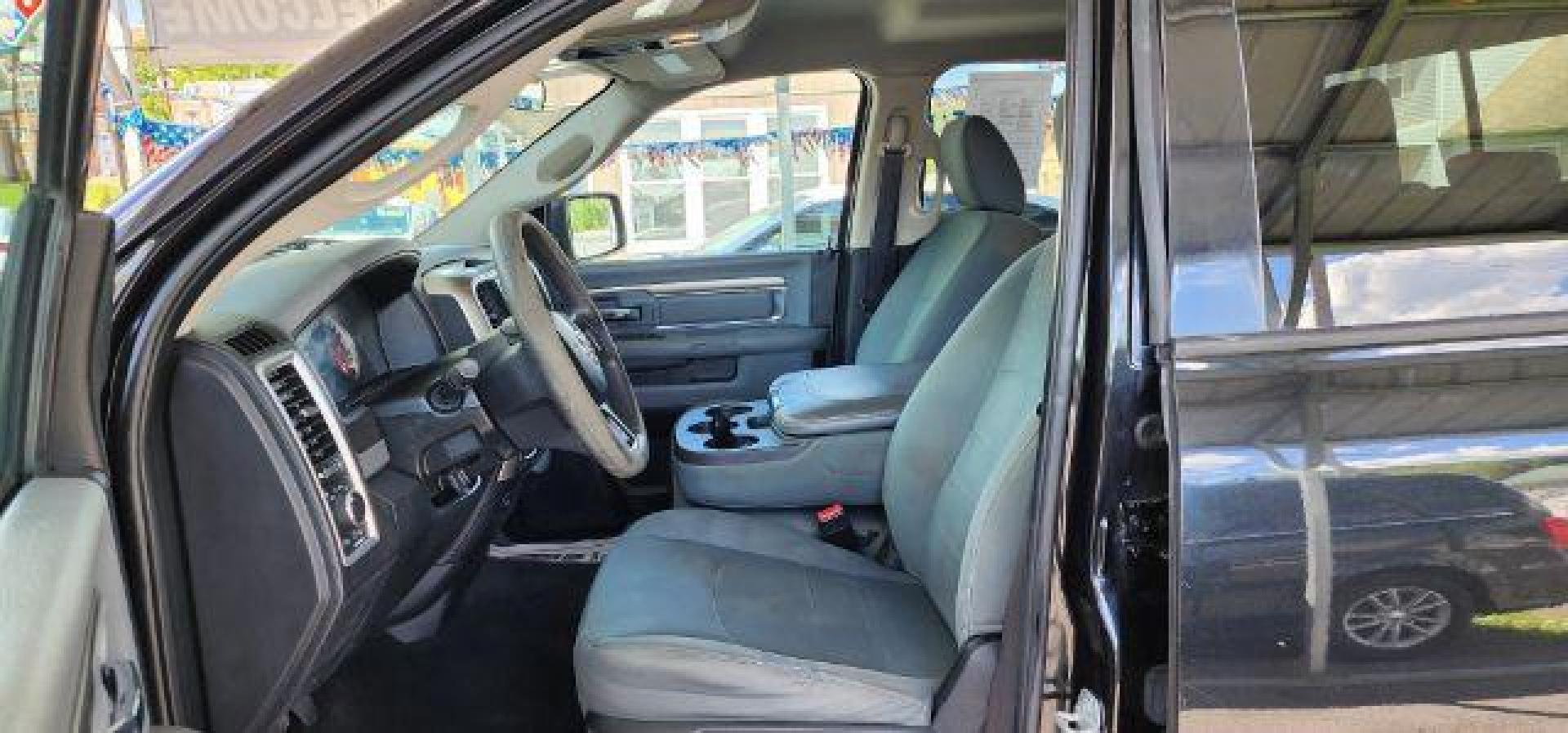 2017 BLACK /Black/Diesel Gray, cloth RAM 1500 SLT Crew Cab LWB 4WD (1C6RR7TT5HS) with an 5.7 V8 engine, AT transmission, located at 15520 McMullen Hwy SW, Belair, MD, 21502, (301) 729-3700, 39.581375, -78.846451 - Photo#4