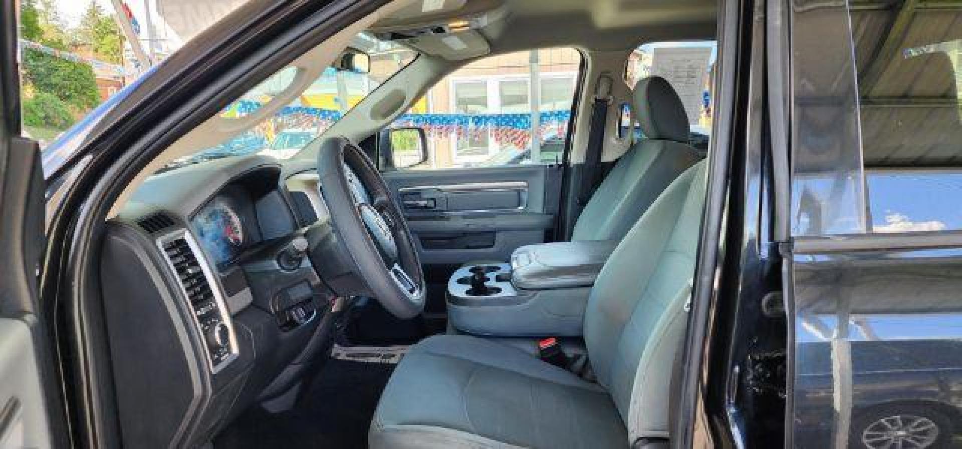 2017 BLACK /Black/Diesel Gray, cloth RAM 1500 SLT Crew Cab LWB 4WD (1C6RR7TT5HS) with an 5.7 V8 engine, AT transmission, located at 15520 McMullen Hwy SW, Belair, MD, 21502, (301) 729-3700, 39.581375, -78.846451 - Photo#5