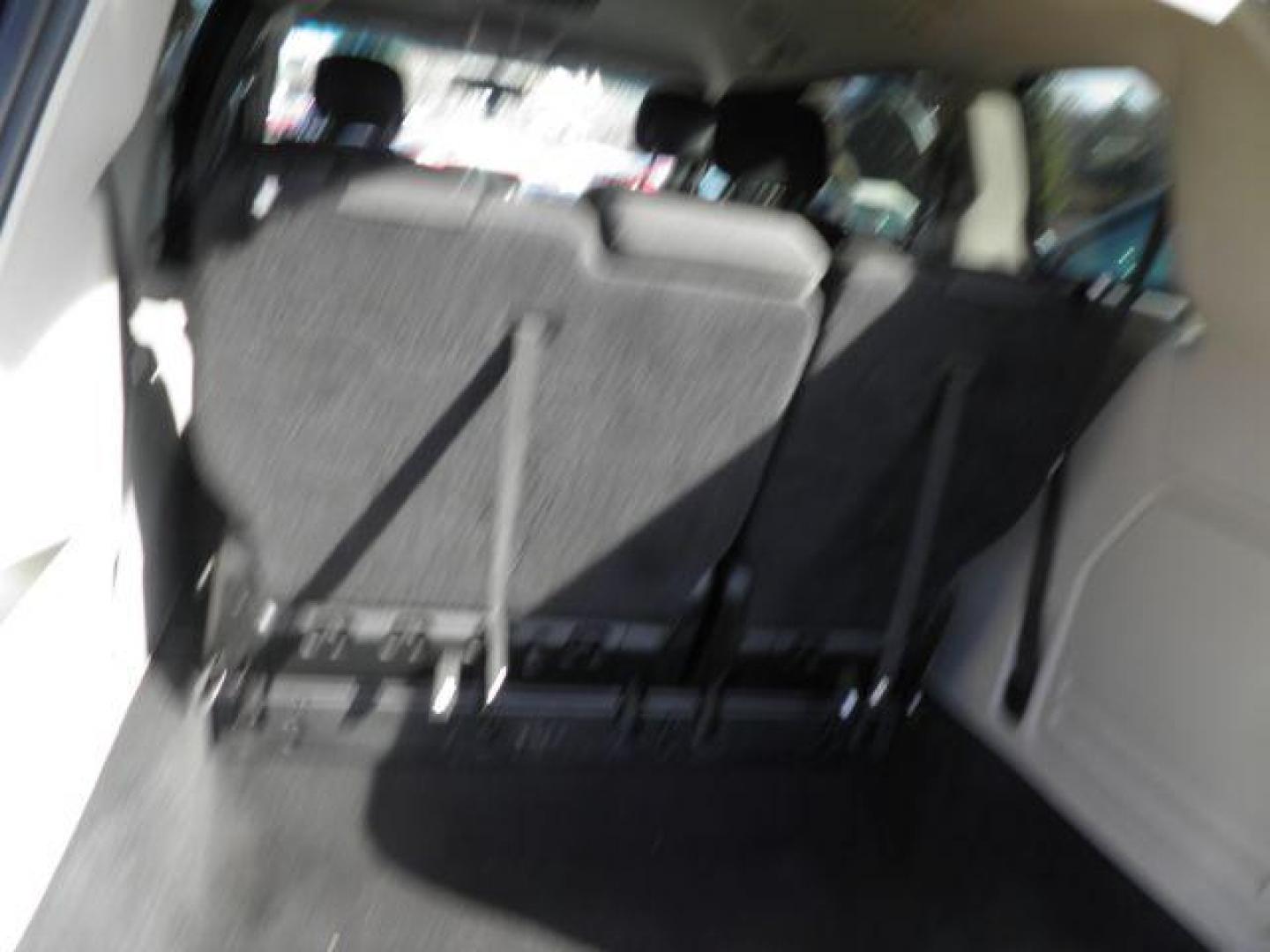 2018 Black Dodge Grand Caravan SE (2C4RDGBG7JR) with an 3.6L V6 engine, AT transmission, located at 15520 McMullen Hwy SW, Belair, MD, 21502, (301) 729-3700, 39.581375, -78.846451 - Photo#4