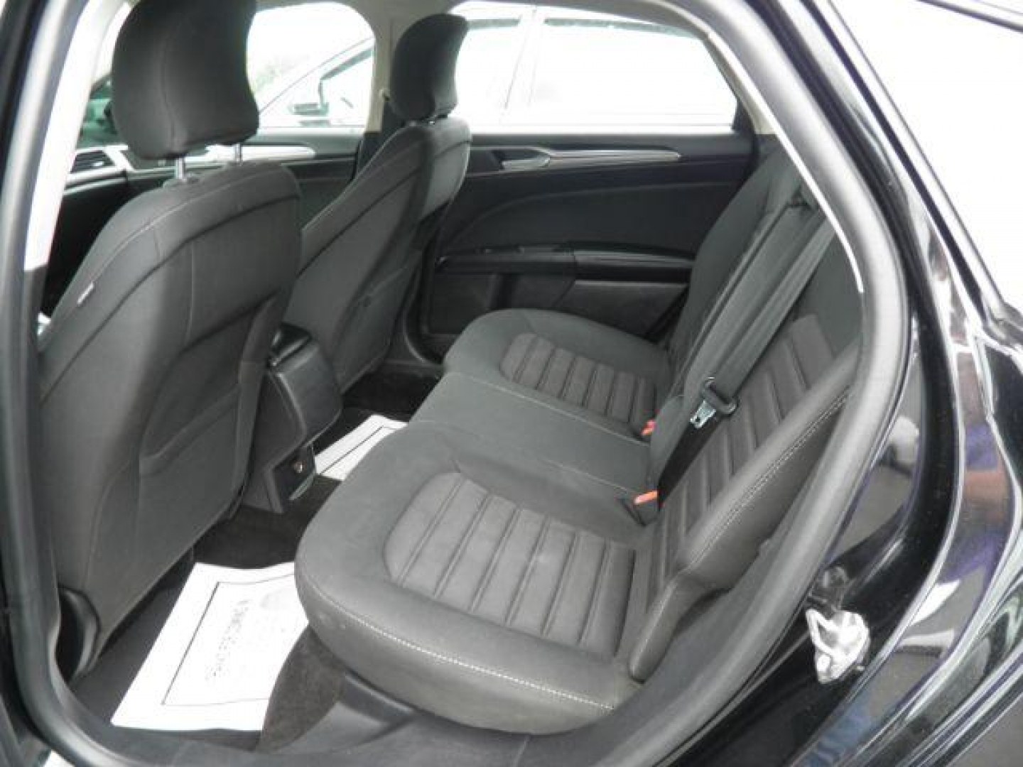 2018 Black /Black Cloth Ford Fusion SE (3FA6P0H77JR) with an 2.5L L4 DOHC 16V engine, AT transmission, located at 15520 McMullen Hwy SW, Belair, MD, 21502, (301) 729-3700, 39.581375, -78.846451- Photo#3