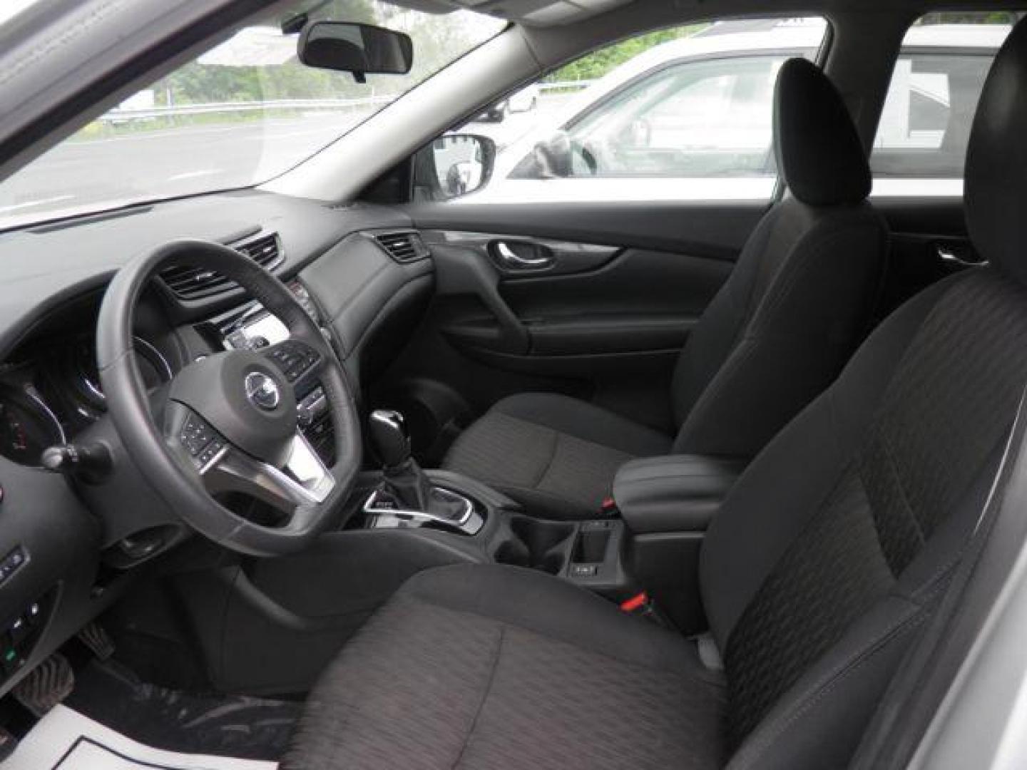2018 SILVER Nissan Rogue SV (5N1AT2MVXJC) with an 2.5 L4 engine, AT transmission, located at 15520 McMullen Hwy SW, Belair, MD, 21502, (301) 729-3700, 39.581375, -78.846451- Photo#1
