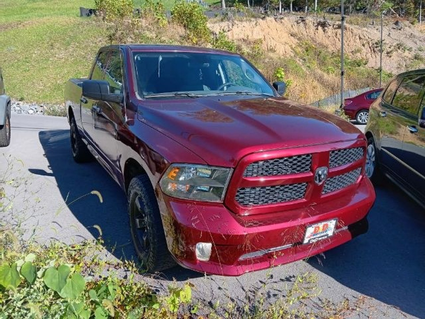 2018 RED Ram 1500 Express Quad Cab 4x4 6'4 Box (1C6RR7FG6JS) with an 5.7L V8 engine, AT transmission, located at 15520 McMullen Hwy SW, Belair, MD, 21502, (301) 729-3700, 39.581375, -78.846451- Photo#0