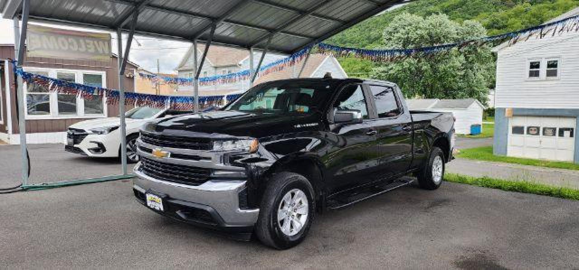 2019 BLACK /Jet Black Chevrolet Silverado 1500 LT (1GCUYDED9KZ) with an 5.3L V8 engine, AT transmission, located at 15520 McMullen Hwy SW, Belair, MD, 21502, (301) 729-3700, 39.581375, -78.846451 - Photo#2