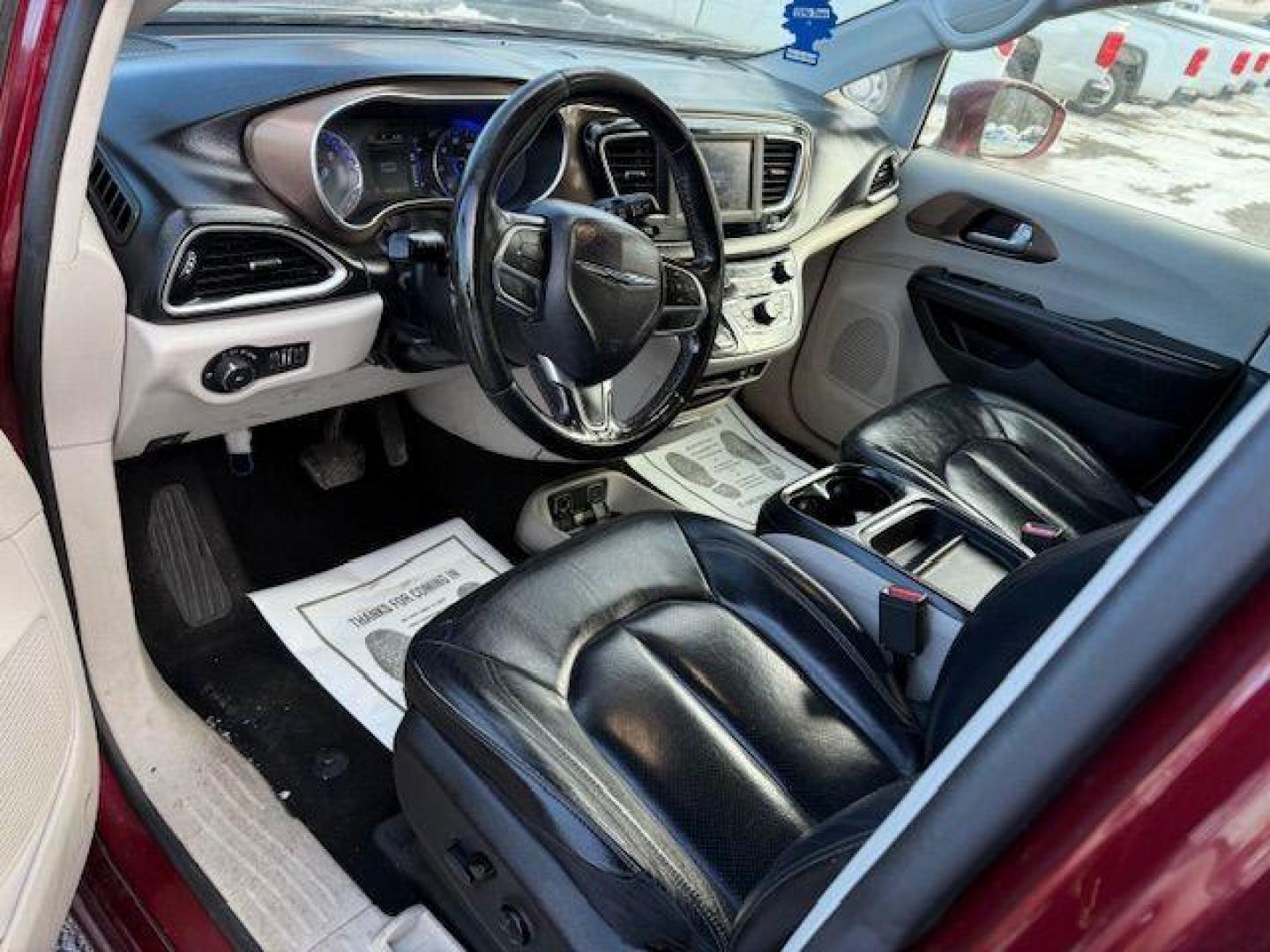 2019 Red Chrysler Pacifica Touring L (2C4RC1BG1KR) with an 3.6L V6 engine, AT transmission, located at 15520 McMullen Hwy SW, Belair, MD, 21502, (301) 729-3700, 39.581375, -78.846451 - Photo#4