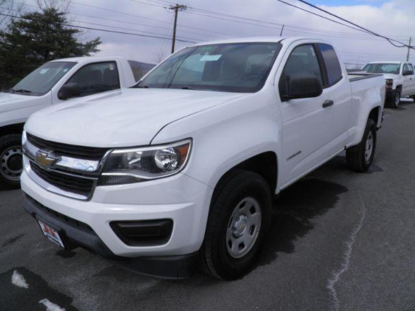 2020 White Chevrolet Colorado 2WD Extended Cab Long Box WT (1GCHSBEA8L1) with an 2.5L I4 engine, AT transmission, located at 15520 McMullen Hwy SW, Belair, MD, 21502, (301) 729-3700, 39.581375, -78.846451 - Photo#0