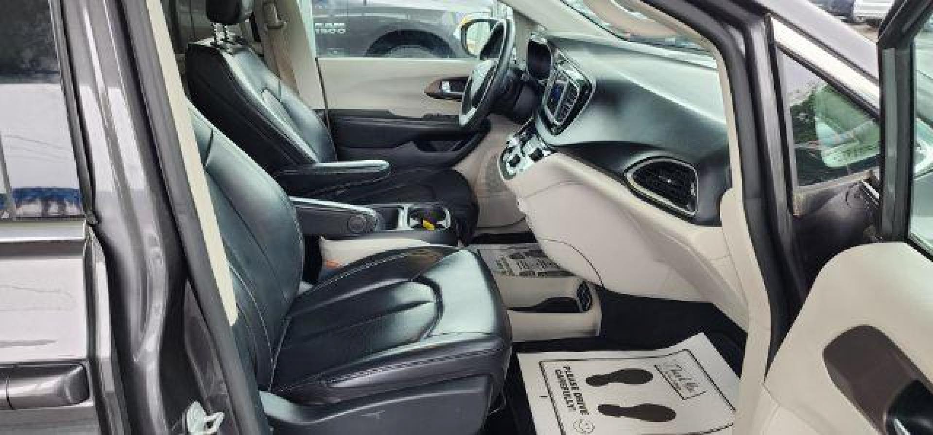 2020 Gray /Alloy/Black Chrysler Voyager LXI (2C4RC1DG9LR) with an 3.6L V6 engine, AT transmission, located at 15520 McMullen Hwy SW, Belair, MD, 21502, (301) 729-3700, 39.581375, -78.846451 - Photo#9