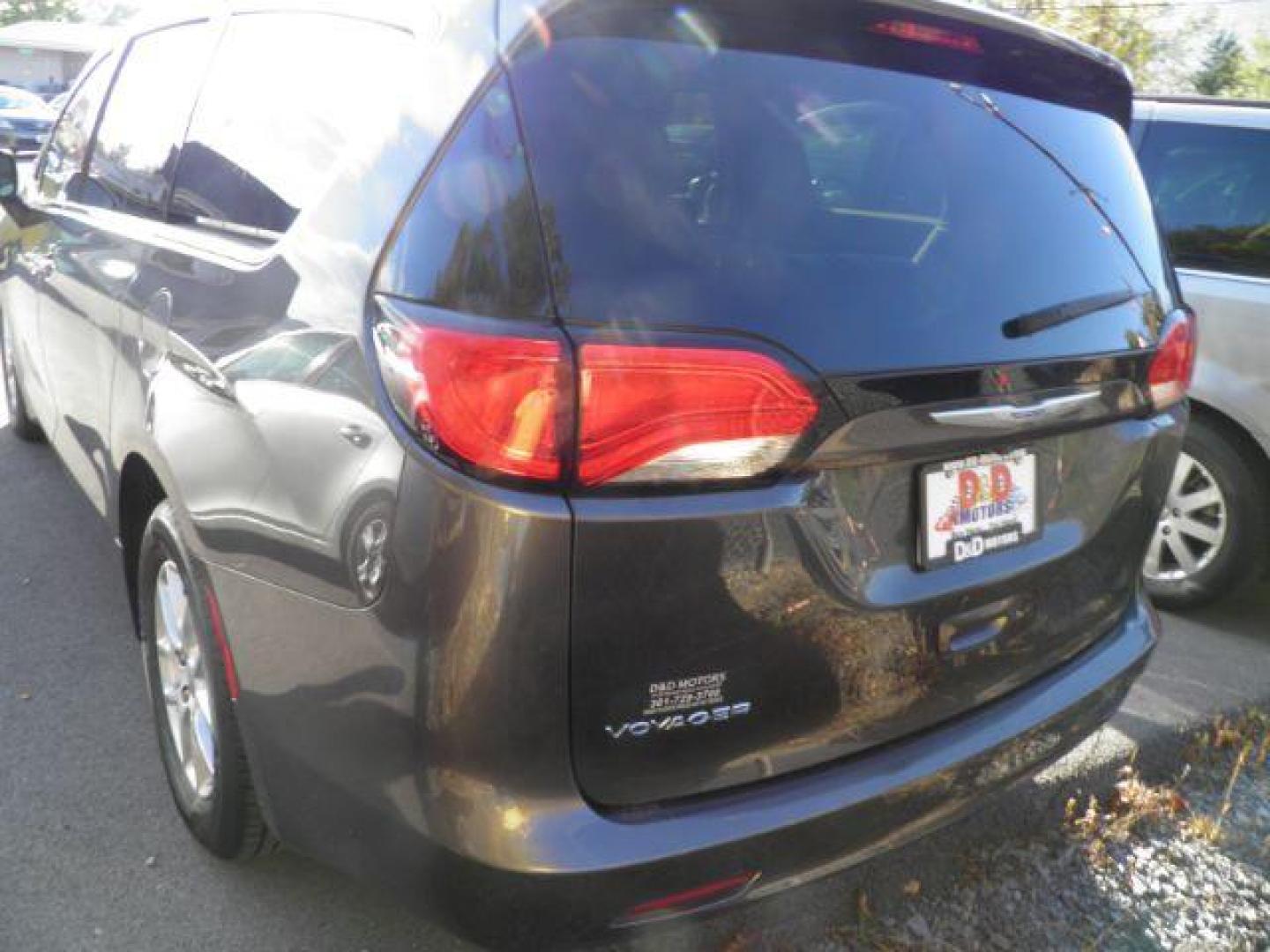 2020 Gray /Alloy/Black Chrysler Voyager LXI (2C4RC1DG9LR) with an 3.6L V6 engine, AT transmission, located at 15520 McMullen Hwy SW, Belair, MD, 21502, (301) 729-3700, 39.581375, -78.846451 - Photo#11