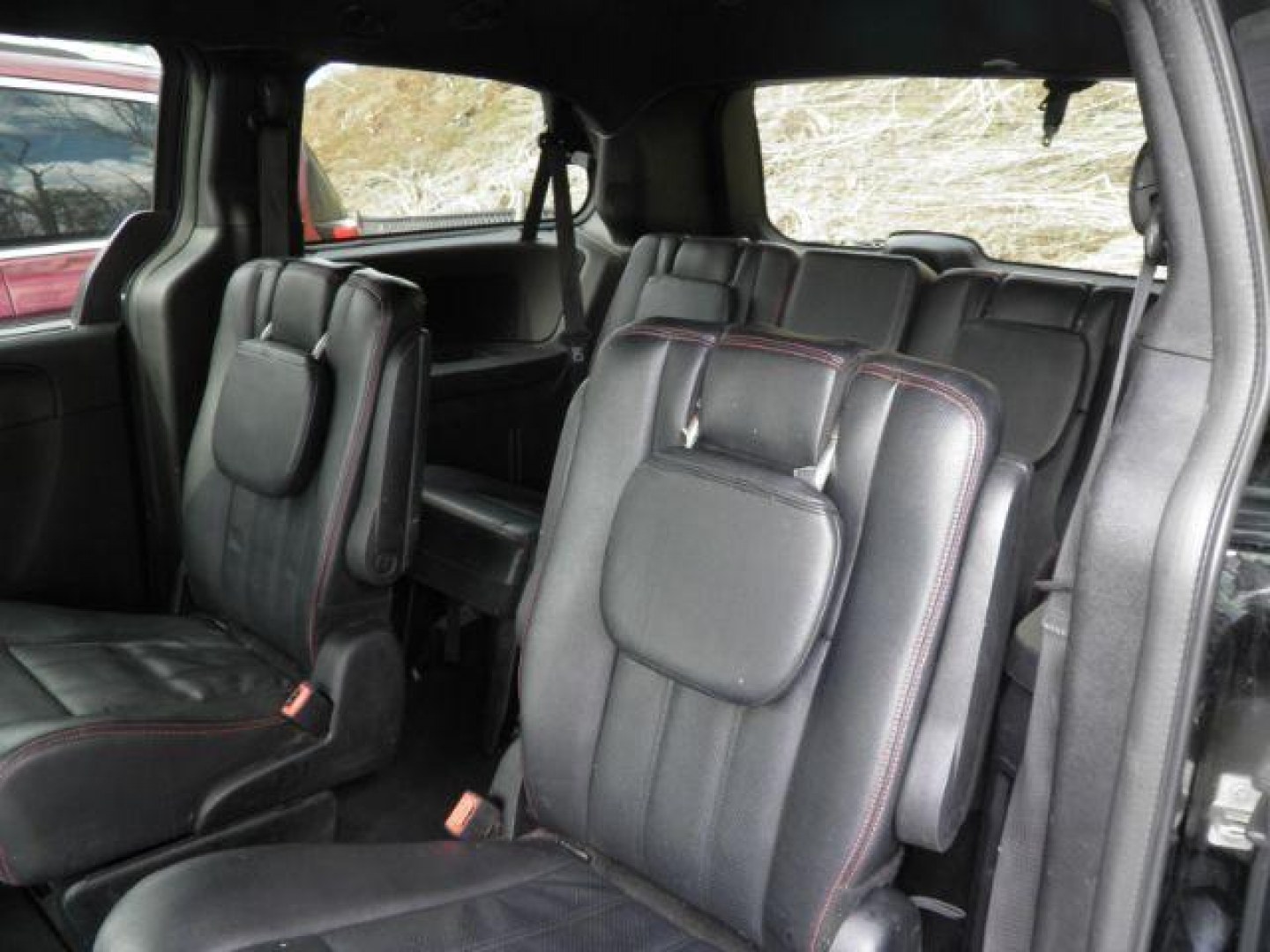 2020 Black Dodge Grand Caravan GT (2C4RDGEG3LR) with an 3.6L V6 engine, AT transmission, located at 15520 McMullen Hwy SW, Belair, MD, 21502, (301) 729-3700, 39.581375, -78.846451- Photo#3