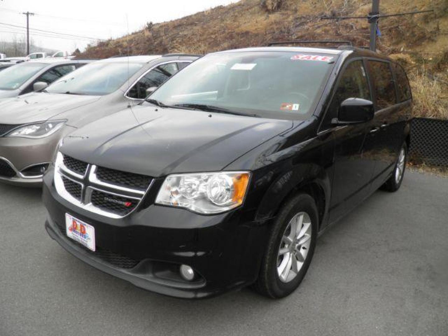 2020 Black /Leather Black Dodge Grand Caravan SXT (2C4RDGCG1LR) with an 3.6L V6 engine, AT transmission, located at 15520 McMullen Hwy SW, Belair, MD, 21502, (301) 729-3700, 39.581375, -78.846451 - FOR A BETTER PRICE CALL PAUL AT 301-268-8150 - Photo#0